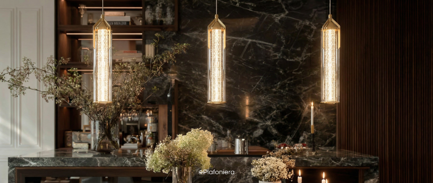 Szlachetny blask w nowoczesnym wydaniu. Jak lampy o mosiężnym wykończeniu definiują luksusowe wnętrza?