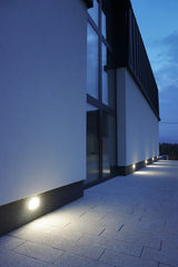 Szklana, biała lampa do zabudowy Mur Glass LED z IP65 - SU-MA