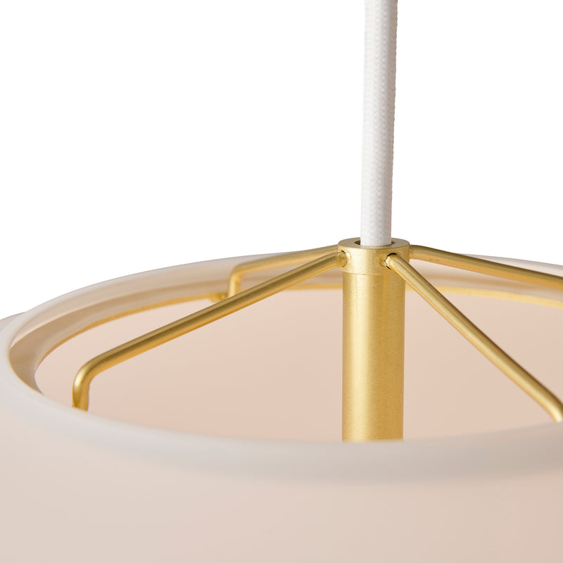 Navone | Szklana lampa wisząca z mosiężnymi detalami | Design For The People