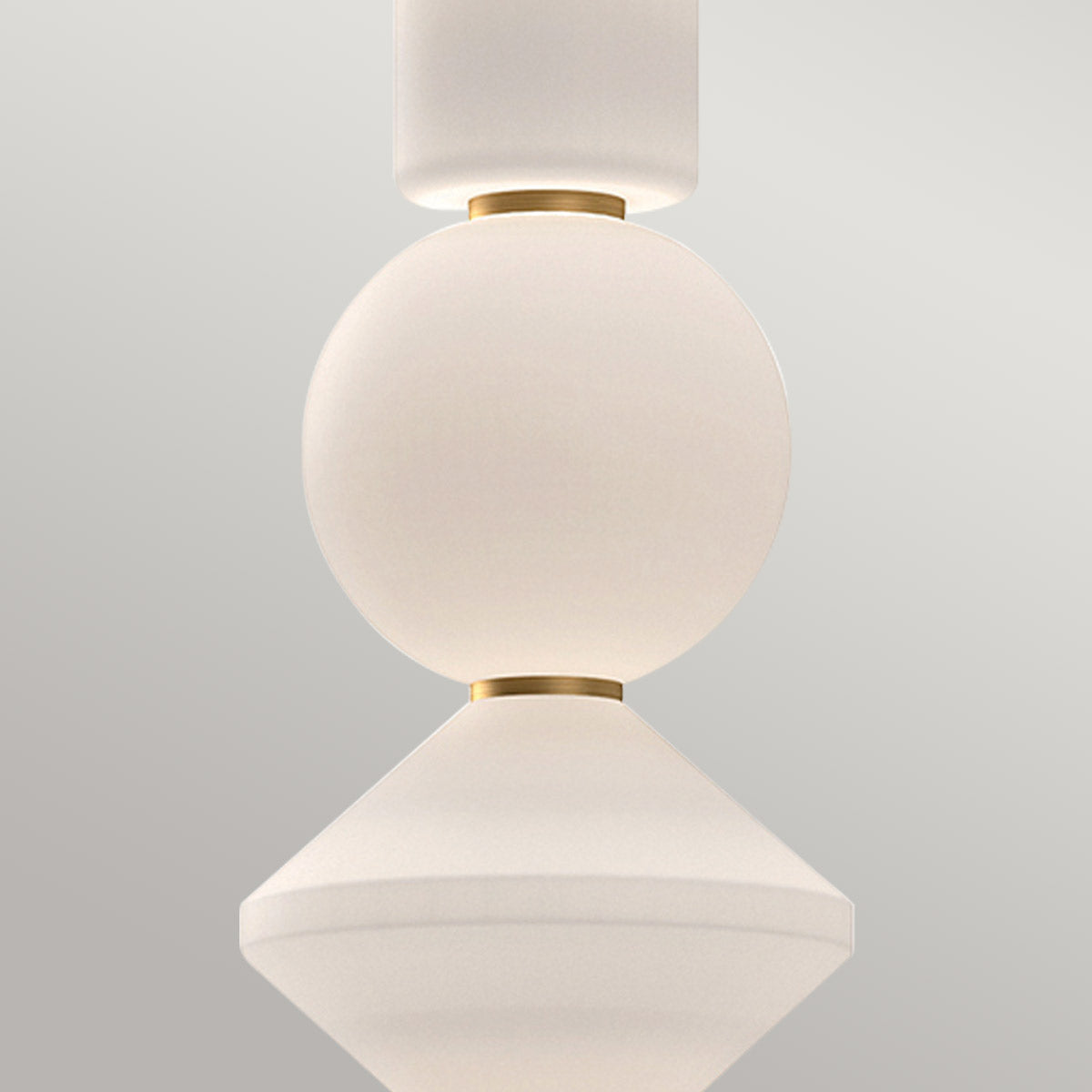 Bijou – geometryczna lampa wisząca LED ze szkłem opalowym, postarzane złoto Ø20