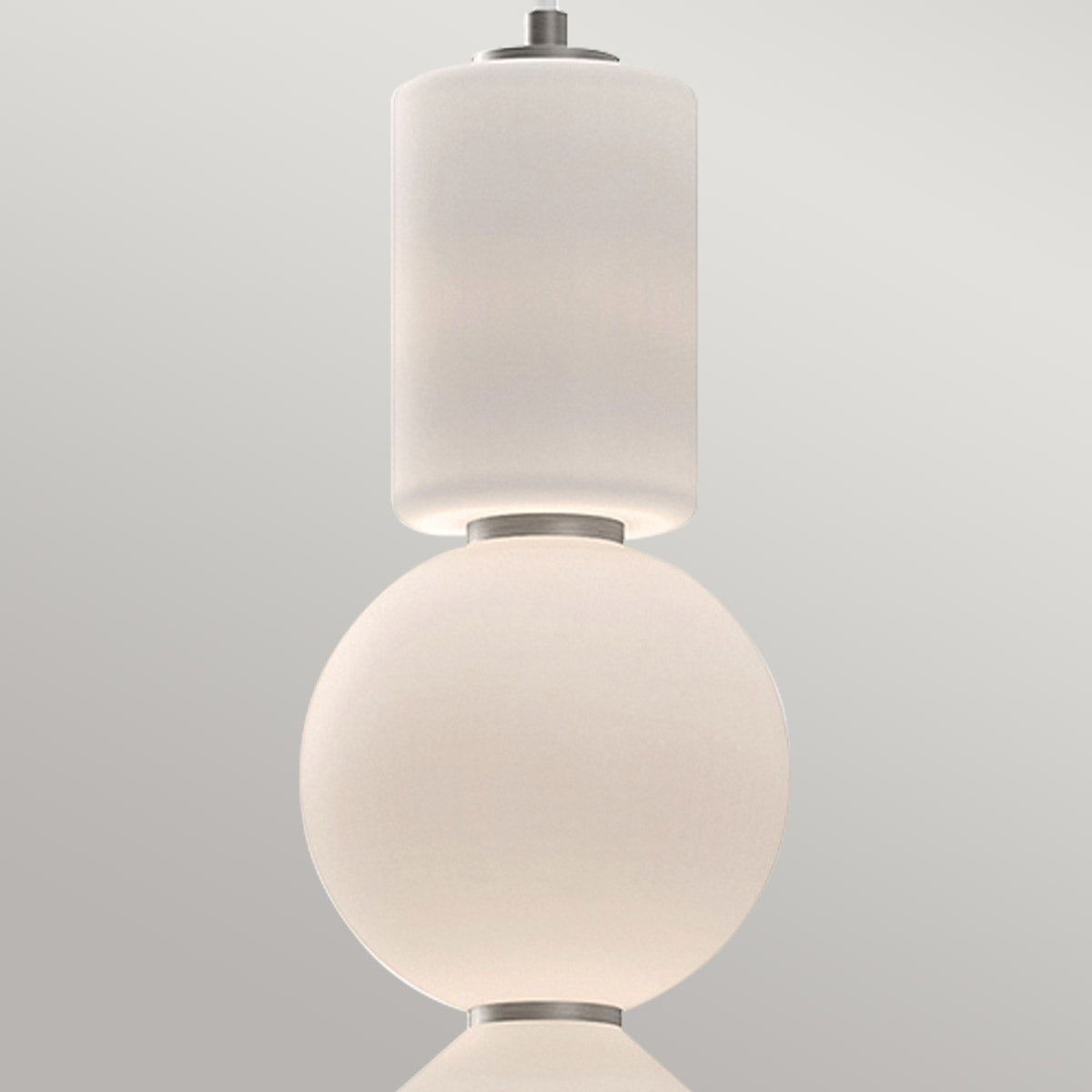 Bijou – geometryczna lampa wisząca LED ze szkłem opalowym, szczotkowany nikiel Ø20