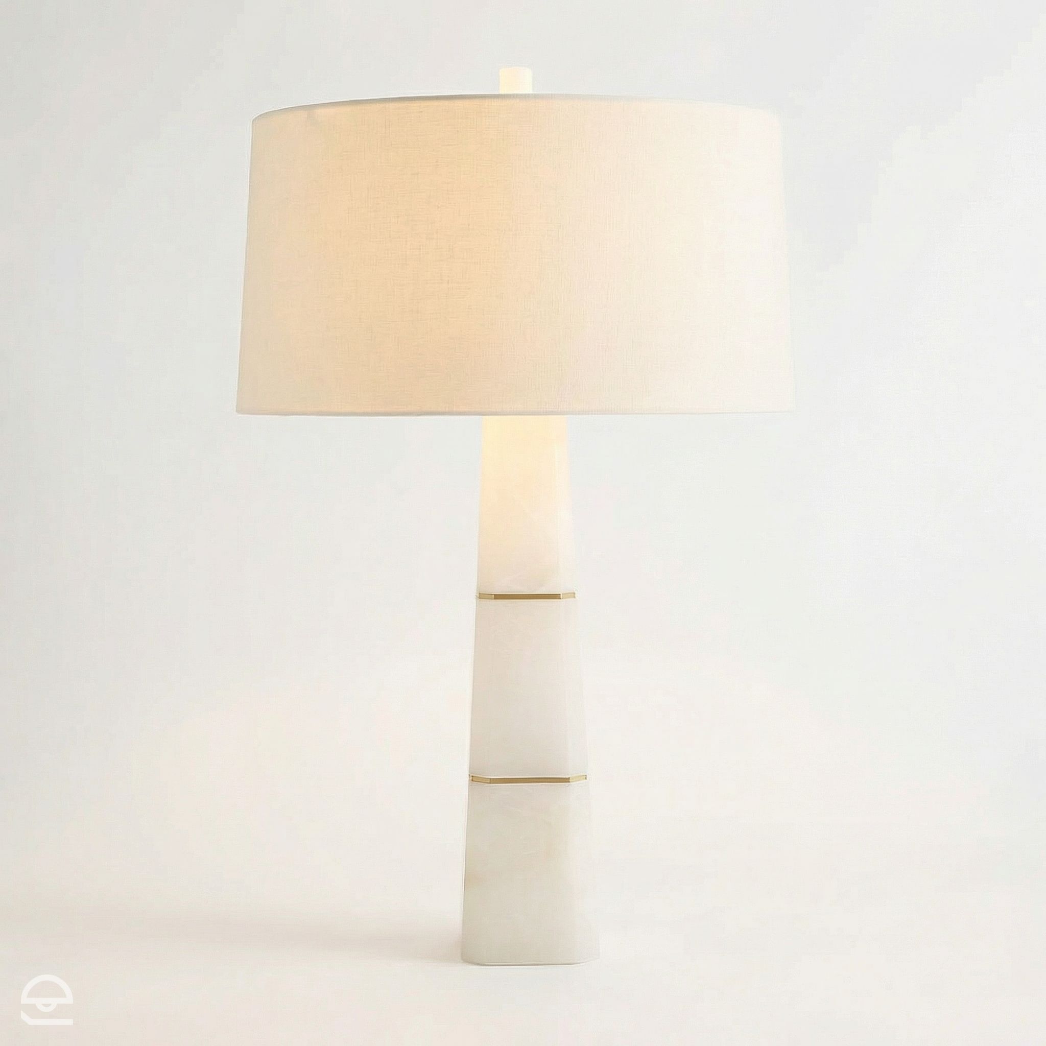 Dosman – lampa stołowa z alabastru, antyczny mosiądz