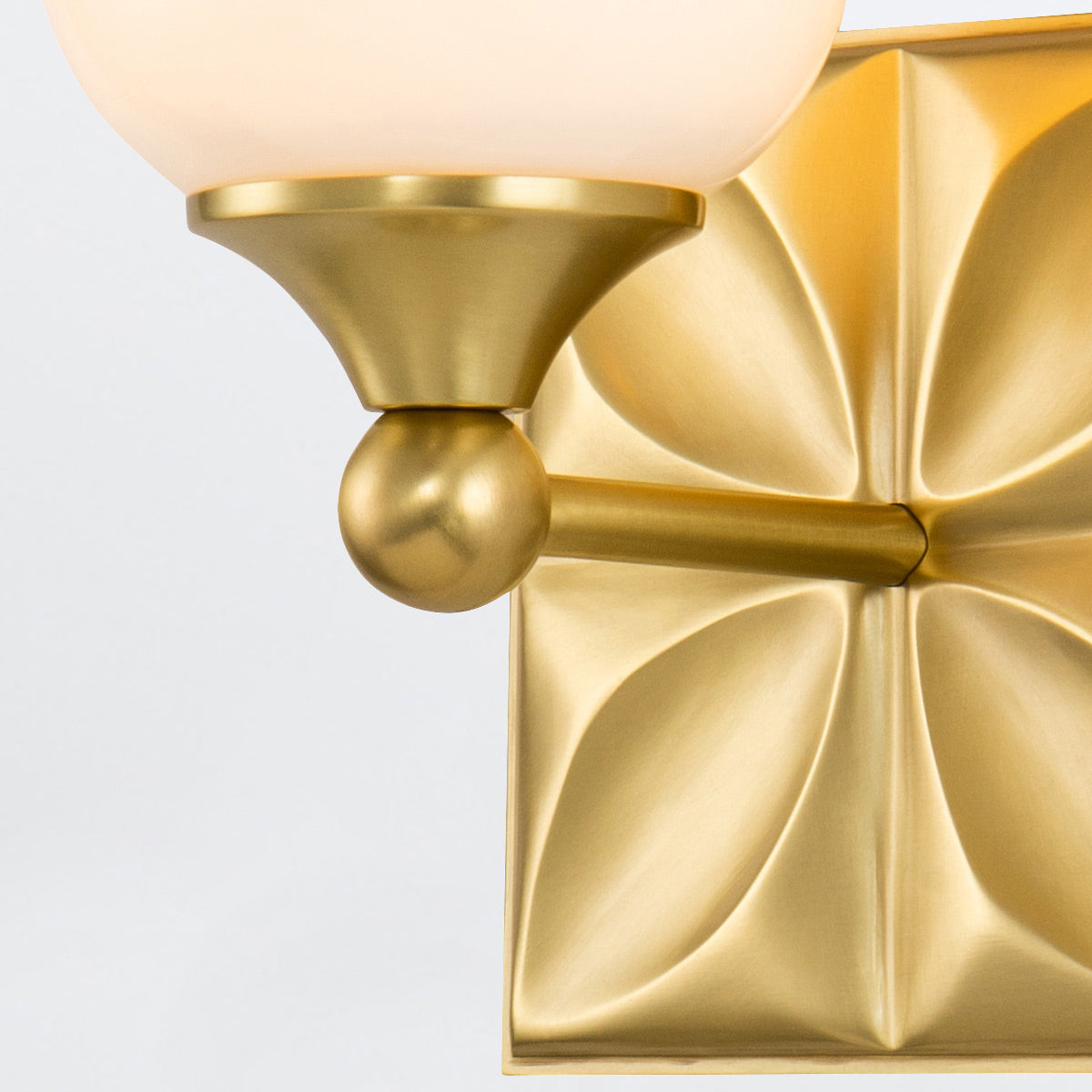 Kinkiet Epsilon - 1 źródło światła - Postarzany mosiądz, Quintiesse - ePlafoniera.pl