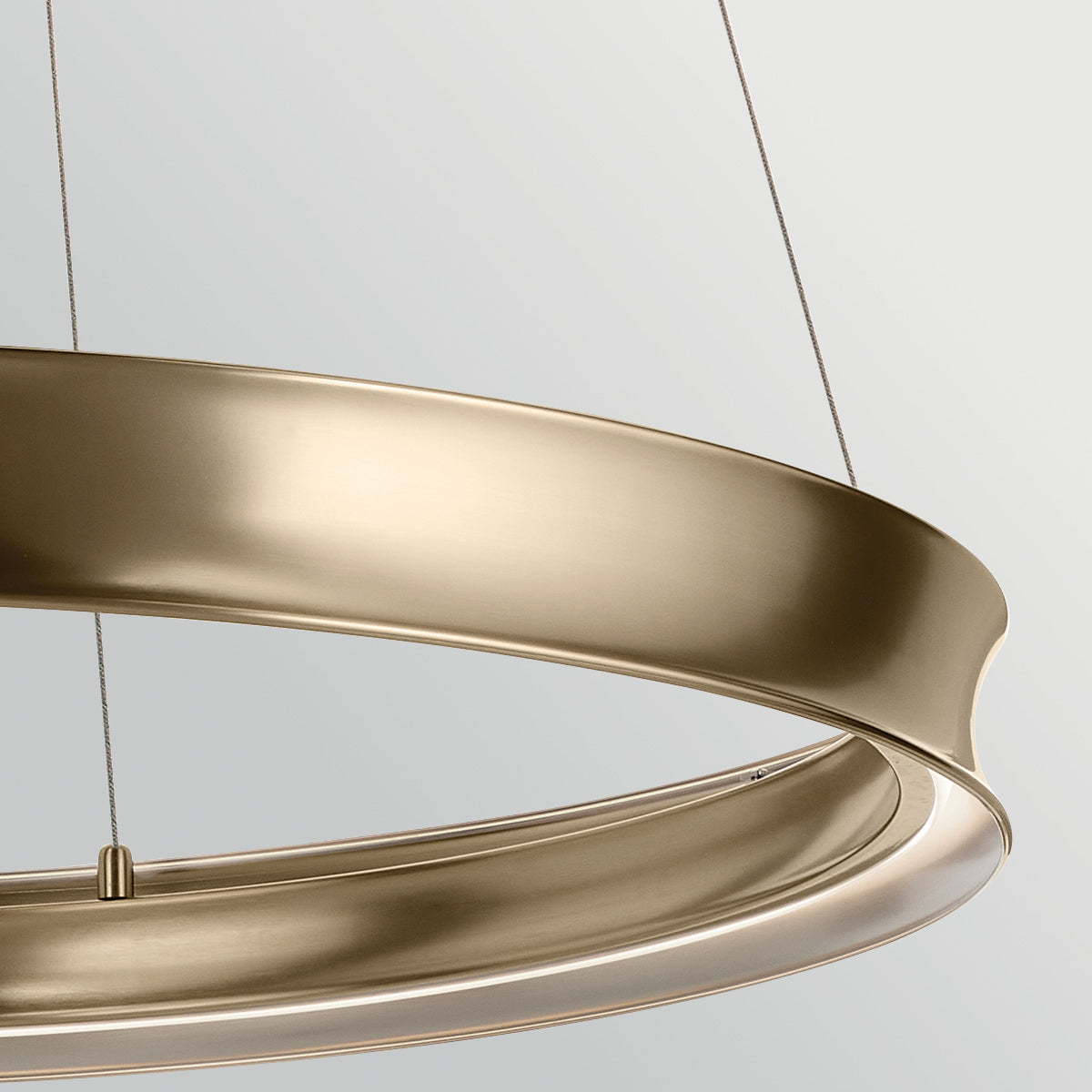 Larousse Large – pierścieniowa lampa wisząca LED, szampański brąz Ø100
