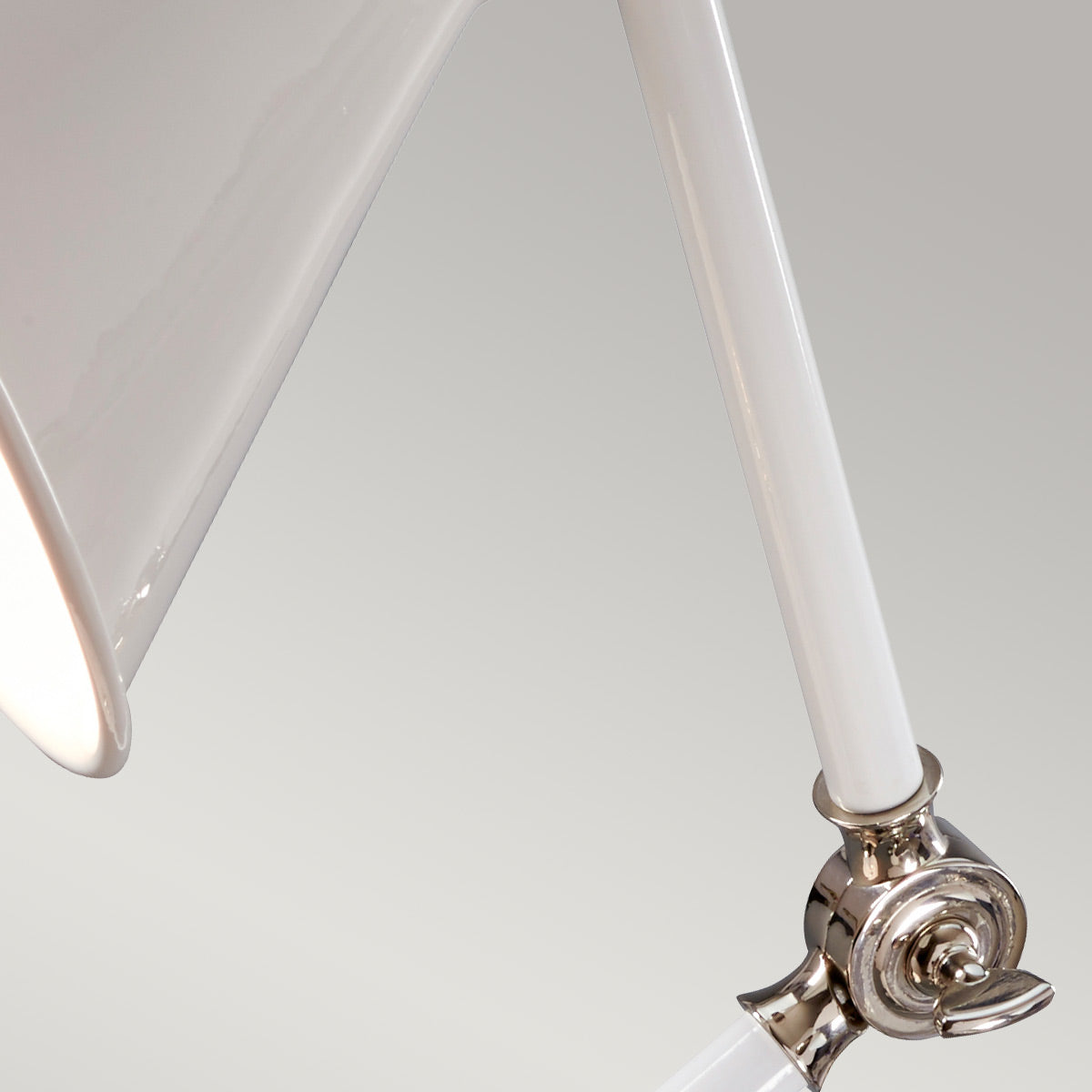Lampa biurkowa / stołowa Provence (biała - polerowany nikiel) - Elstead (1xE27)