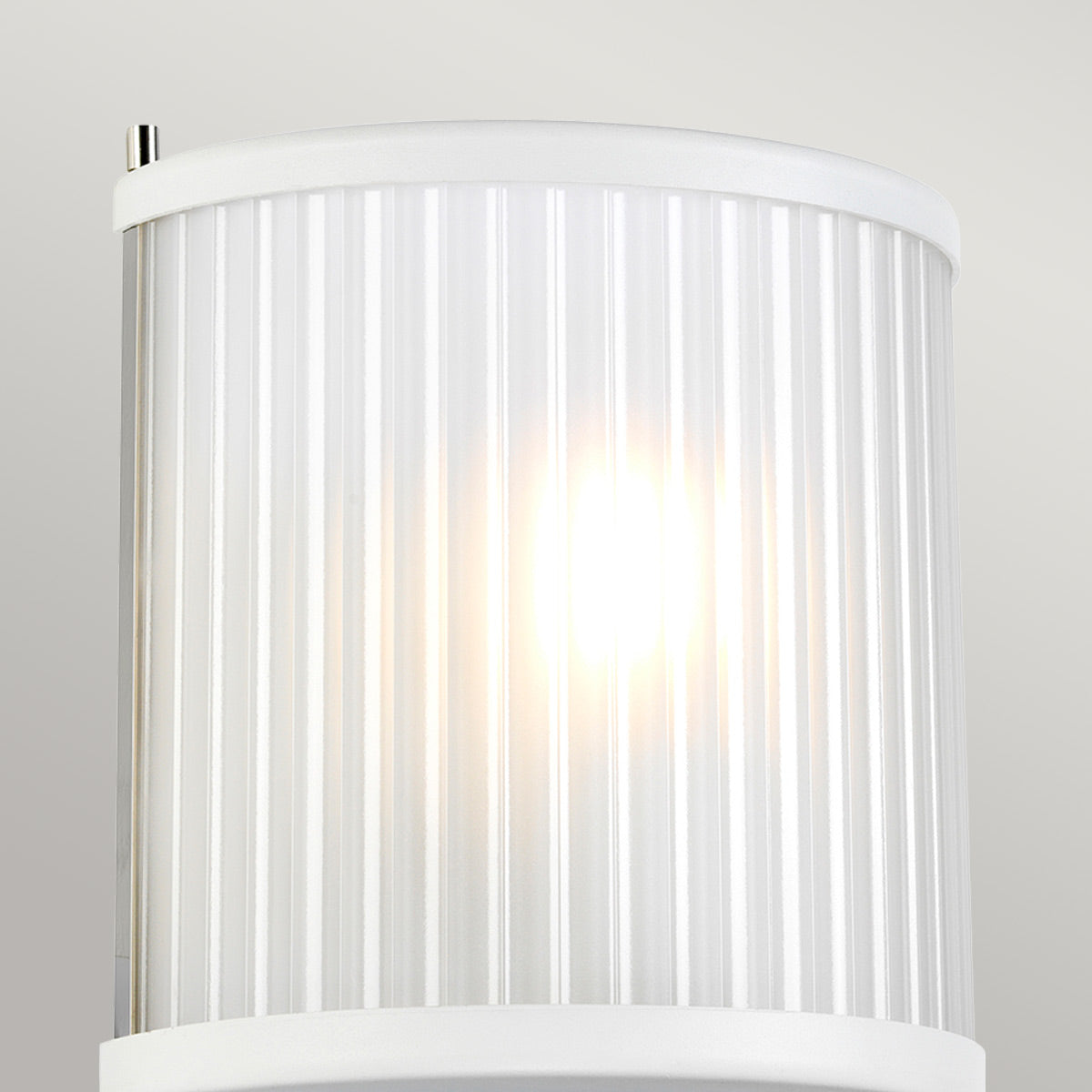 Lampa ścienna Corona szklana, biała - kinkiet do kuchni / salonu / sypialni -  Elstead (1xE27)