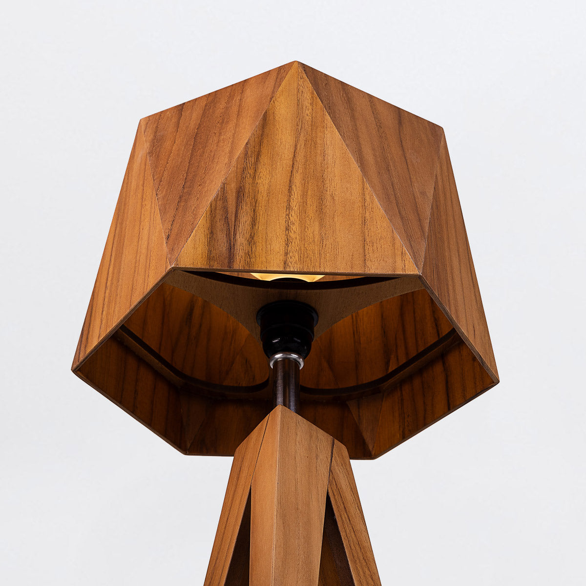 Lampa stołowa Angular, Accord Lighting - ePlafoniera.pl
