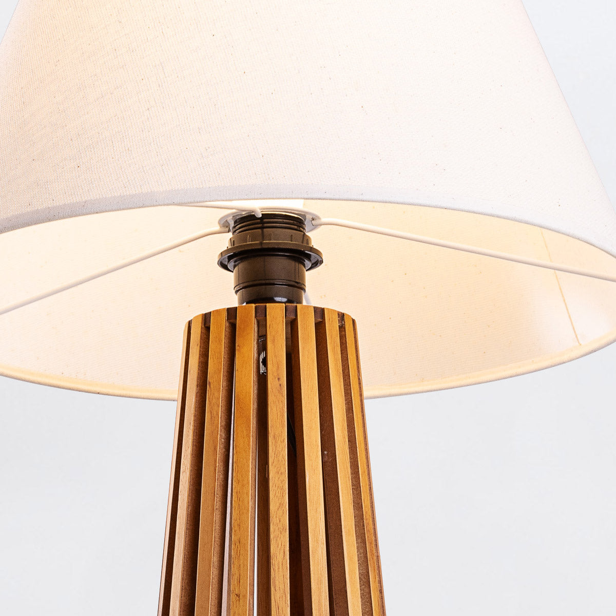 Lampa stołowa Slatted, Accord Lighting - ePlafoniera.pl