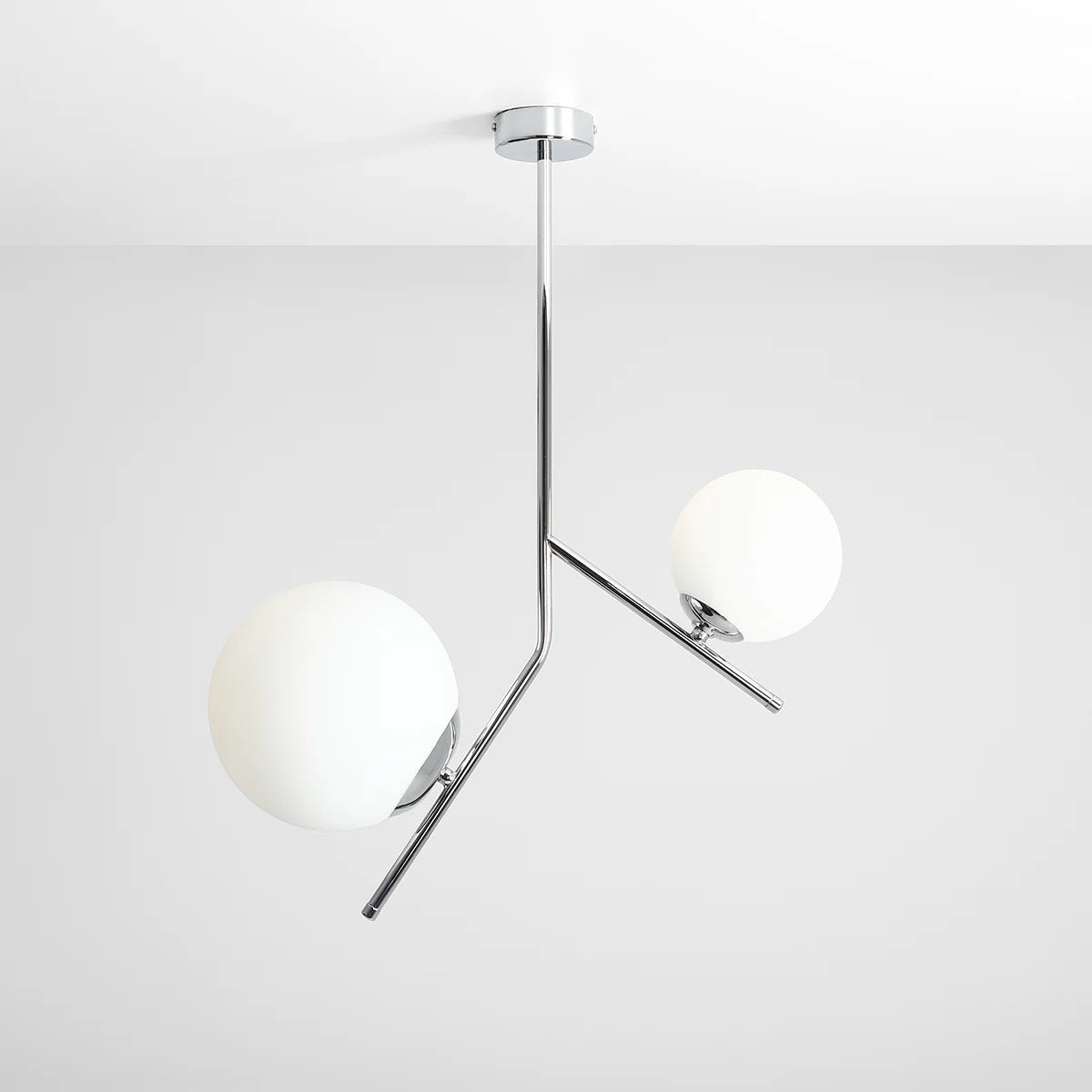 Lampa sufitowa, chrom, dwie mleczne kule 14cm/20cm (E14/E27) Aldex (Gallia) 1095PL-H4