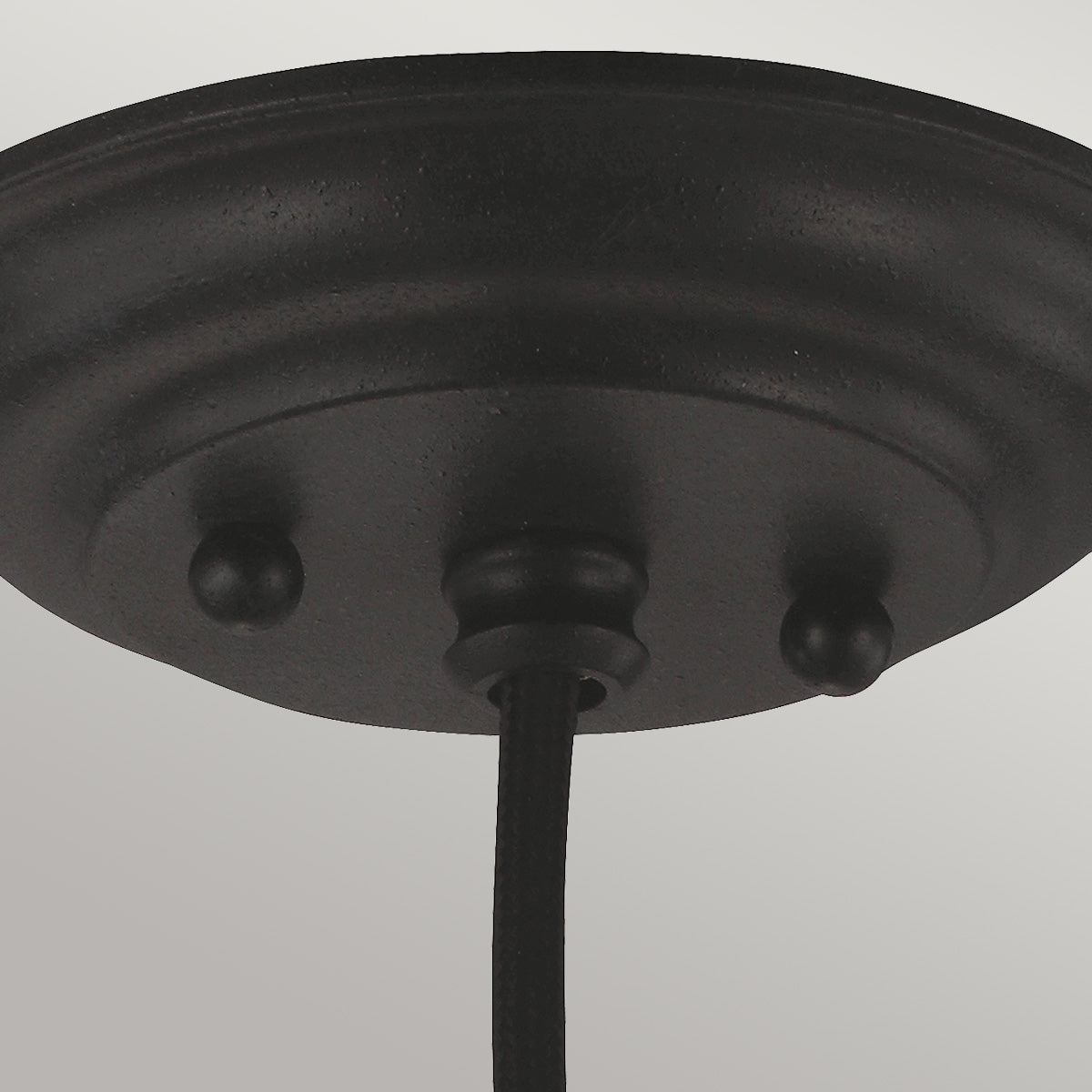 Matrimonio – szklana lampa wisząca z drewnem, industrialna
