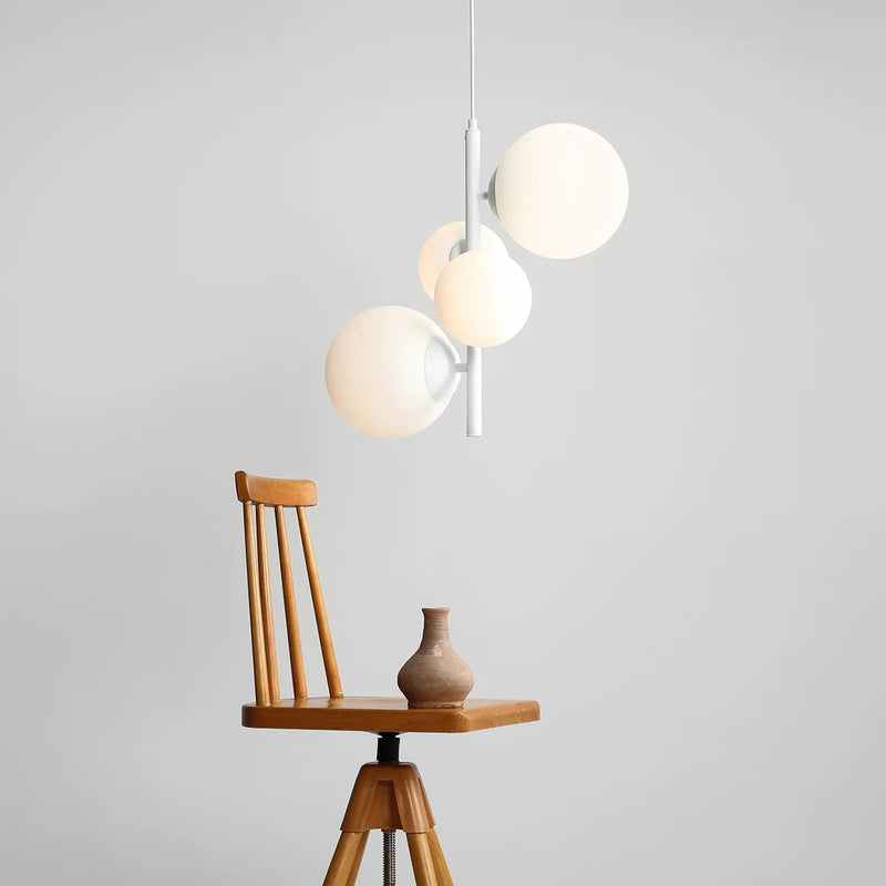 Lampa wisząca Bloom white, 4 mleczne kule (2xE14/2xE27) - Aldex (biała, 1091L)