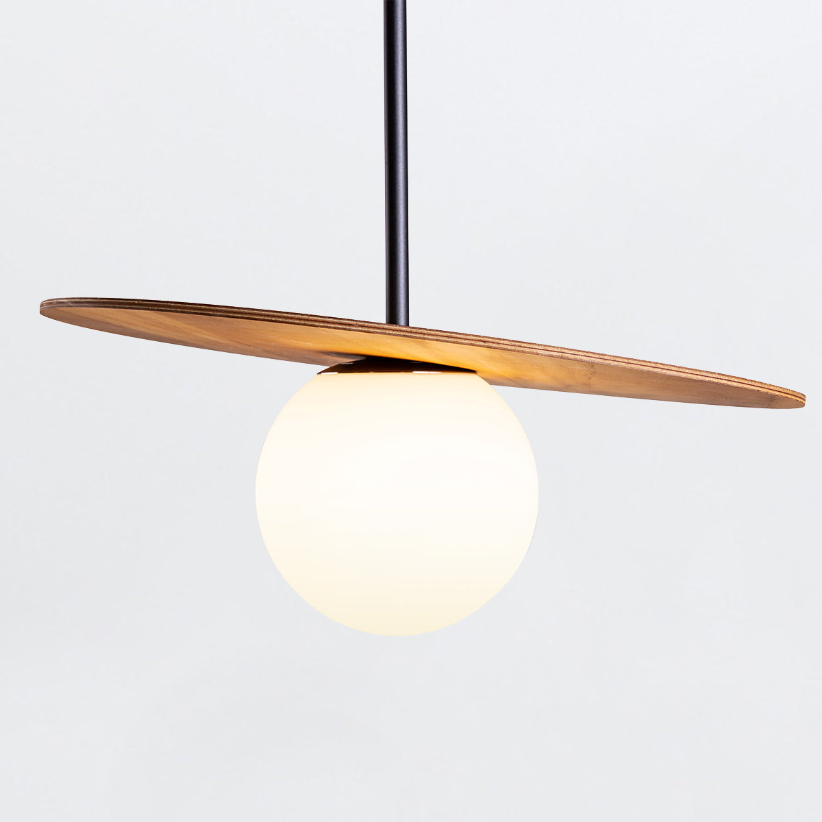 Lampa wisząca Orbit, Accord Lighting - ePlafoniera.pl