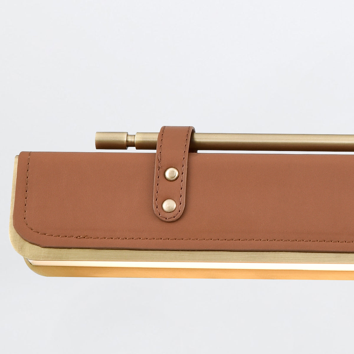 Lampa wyspowa LED Valise - Vintage mosiądz, skóra koniakowa, Alora - ePlafoniera.pl