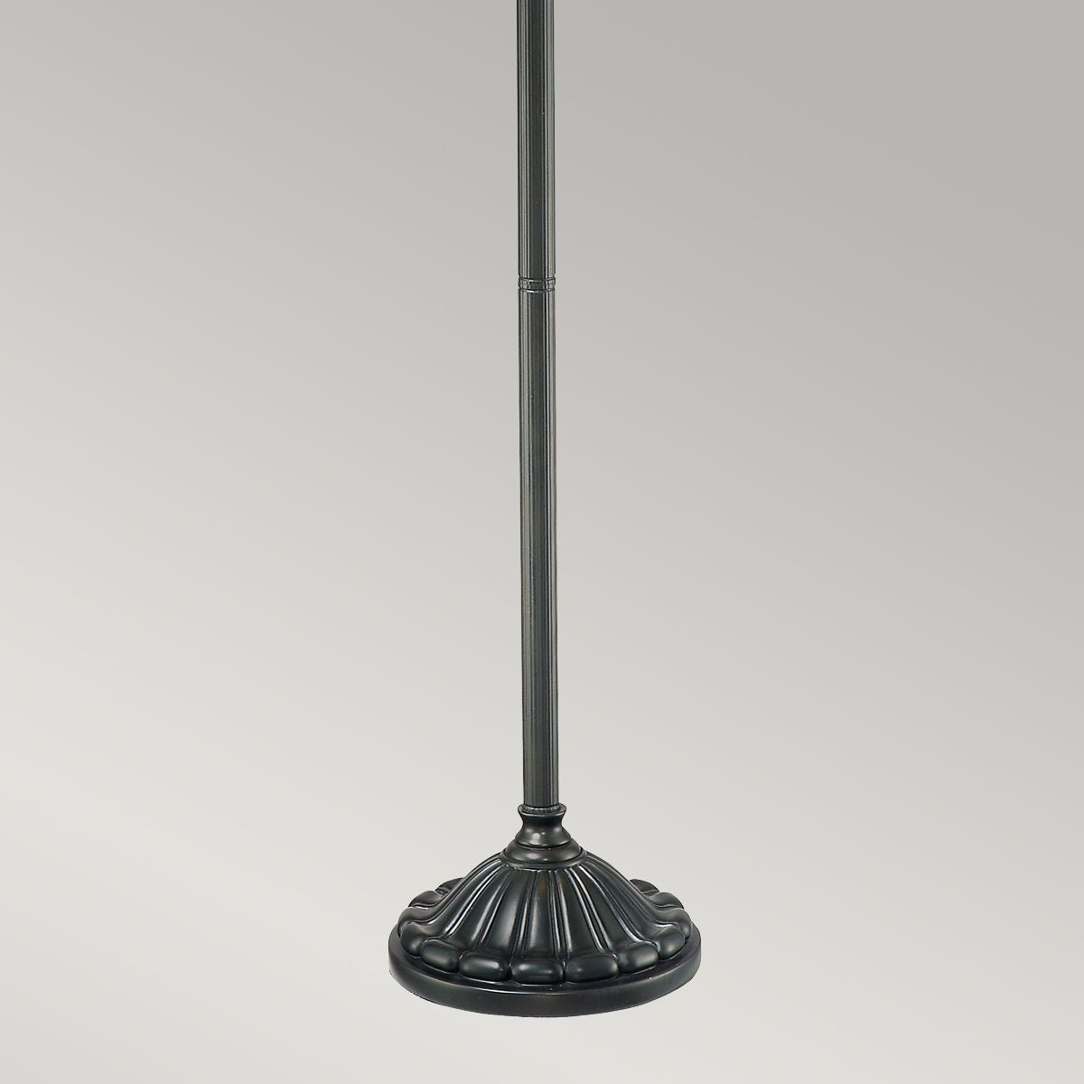 Larissa - lampa stojąca w stylu Tiffany ze szkłem witrażowym, Quoizel
