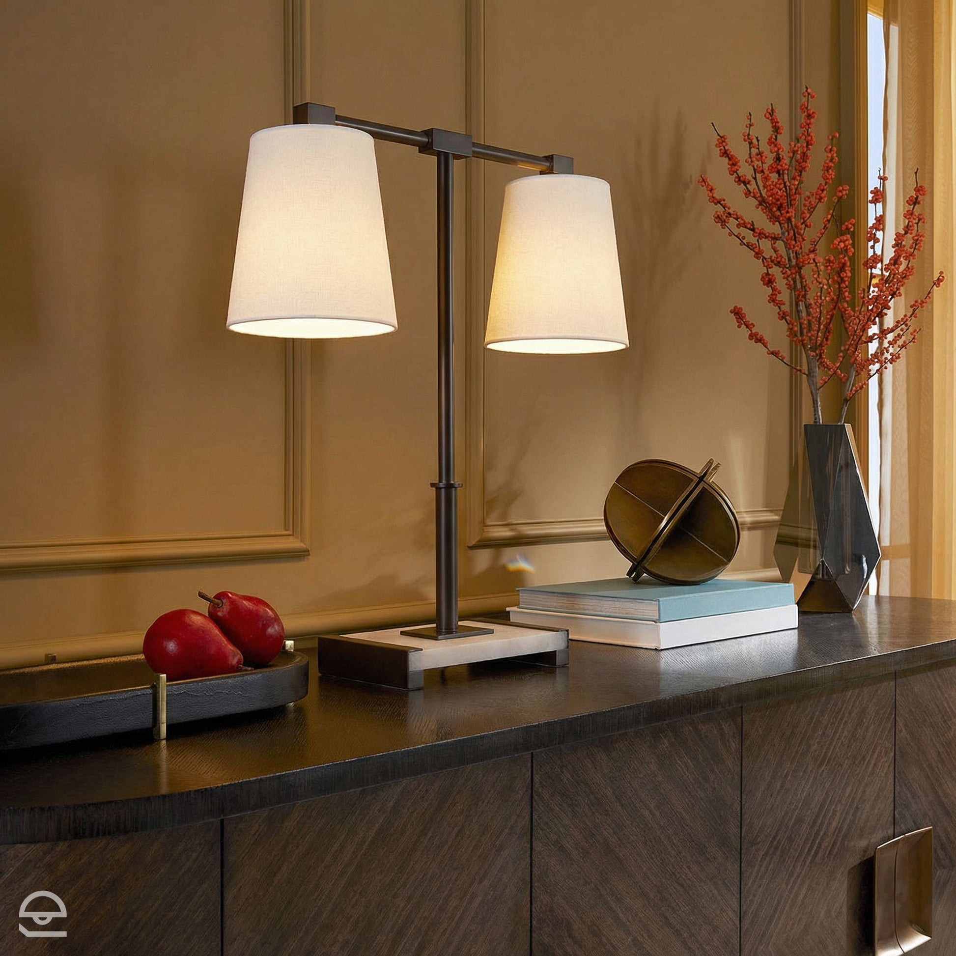 Messina – lampa stołowa z lnianymi kloszami, brąz i alabaster