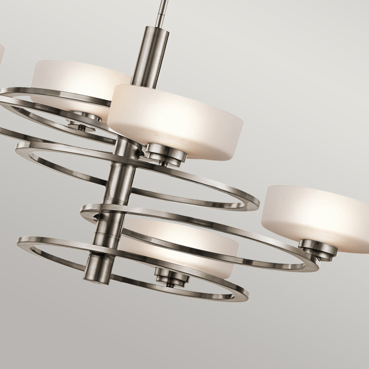 Metalowa lampa - szklane klosze (86cm) wisząca do salonu kuchni sypialni (G9 5x4W) Kichler (Aleeka)