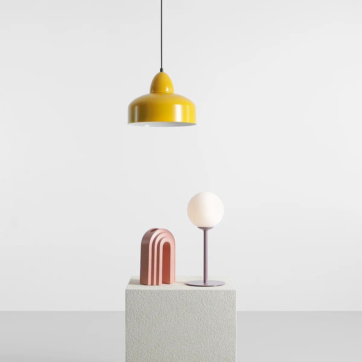 Pastelowa lampa stojąca do sypialni i salonu Pinne Lilac - Aldex