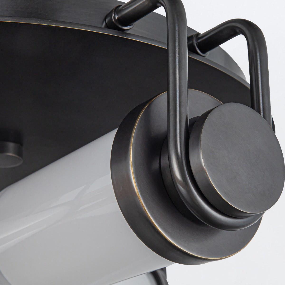 Plafon Wynwood - 3 źródła światła - Miejski brąz, Alora - ePlafoniera.pl