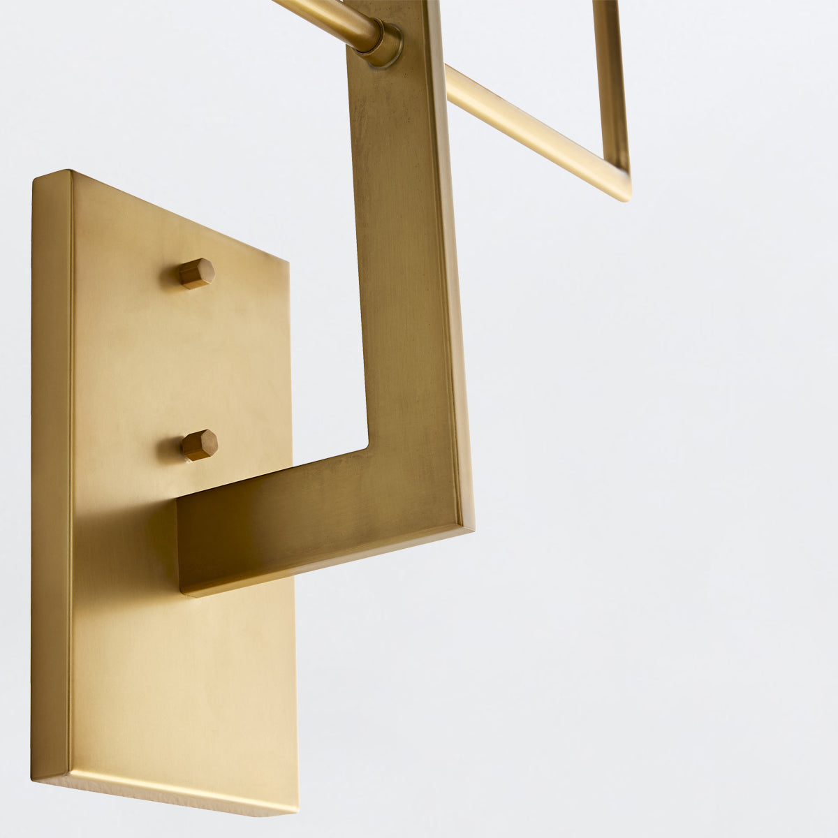 Blade – podwójny kinkiet z lnu, antyczny mosiądz