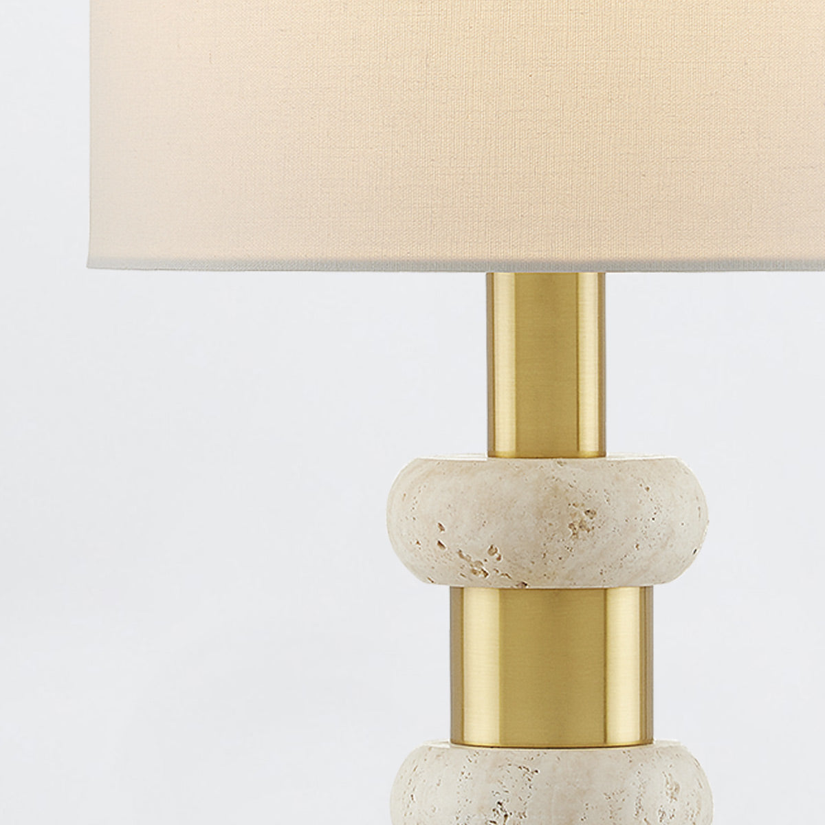 Goletta – geometryczna lampa stołowa z trawertynu, inspiracja latami 20.