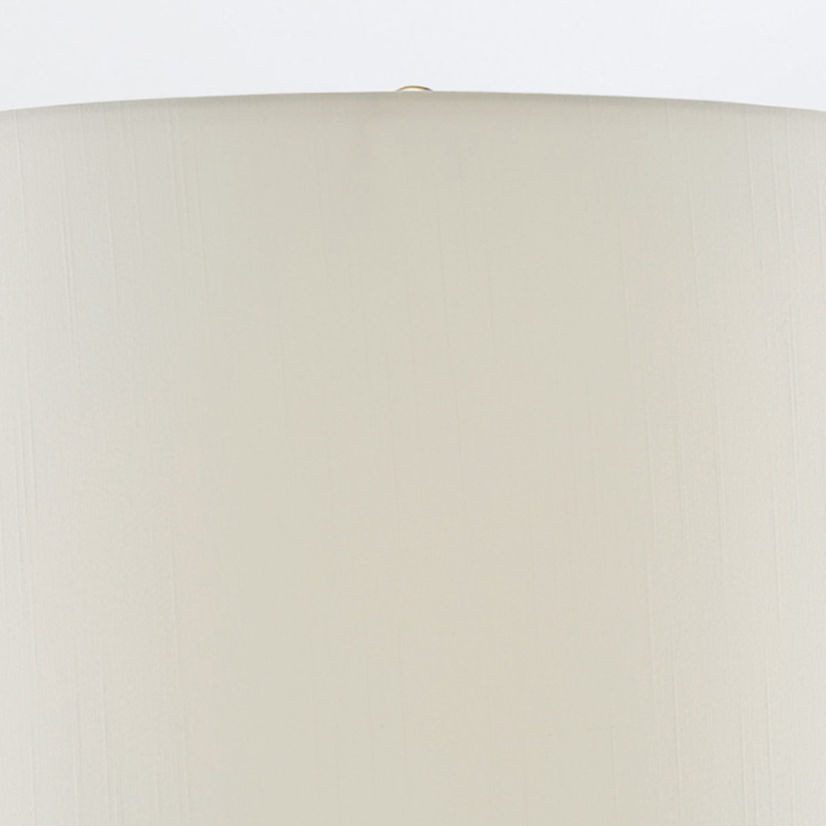 Lilou Emerald – porcelanowa lampa stołowa butelkowa zieleń, mosiężne detale i shantung