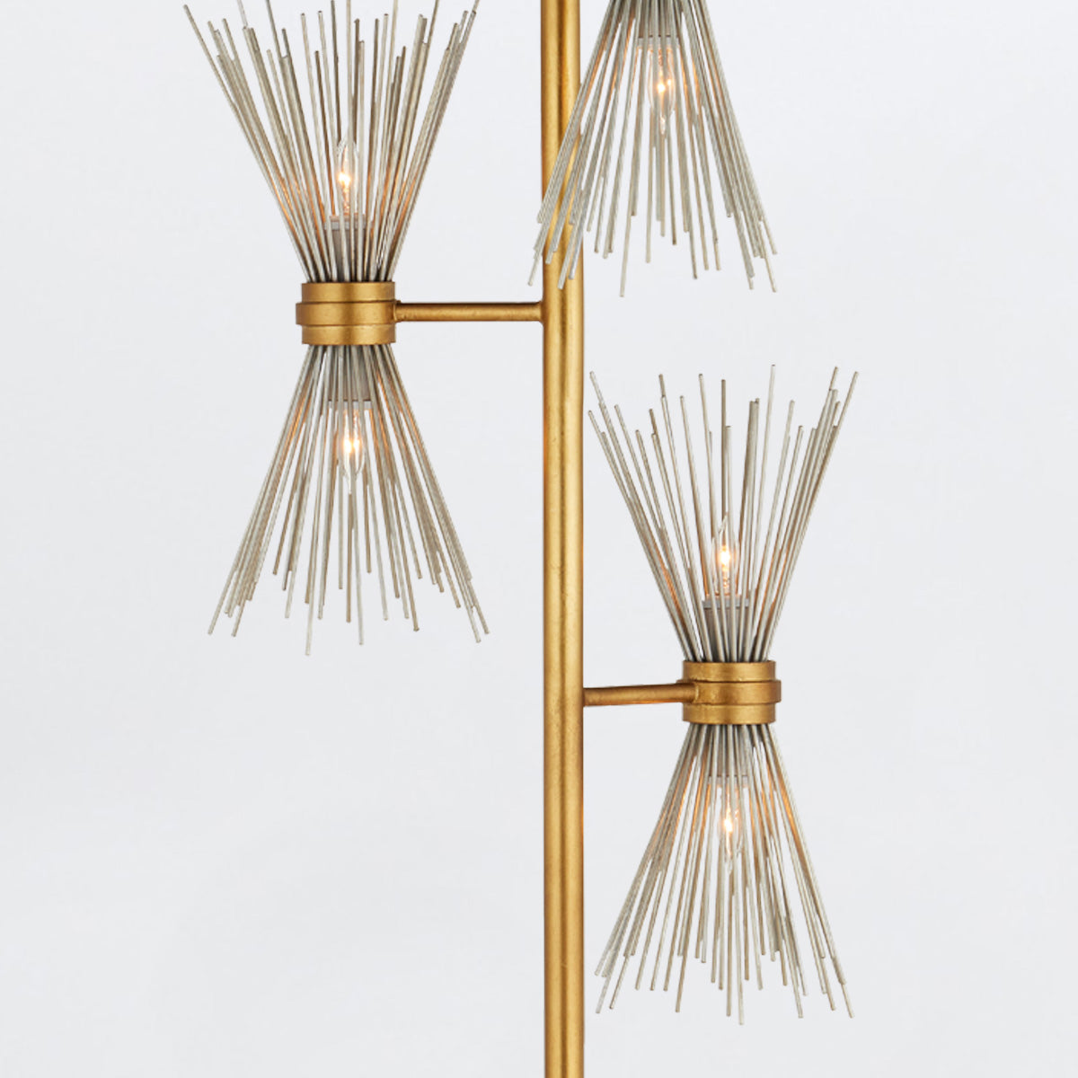 Novatude Floor – lampa podłogowa z kutego żelaza w płatkowym złocie i srebrze