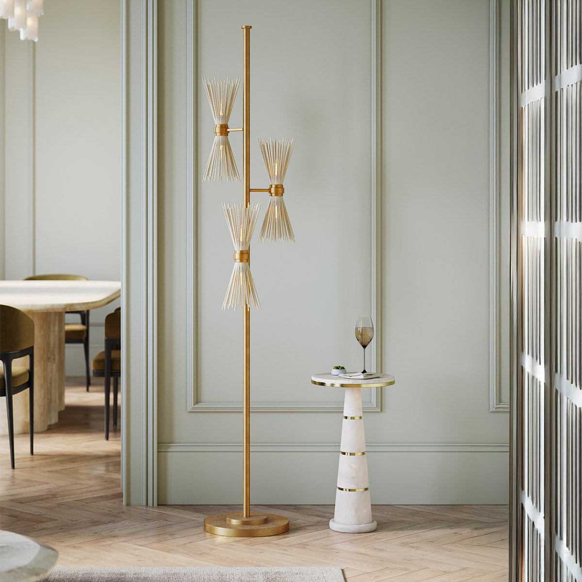 Novatude Floor – lampa podłogowa z kutego żelaza w płatkowym złocie i srebrze