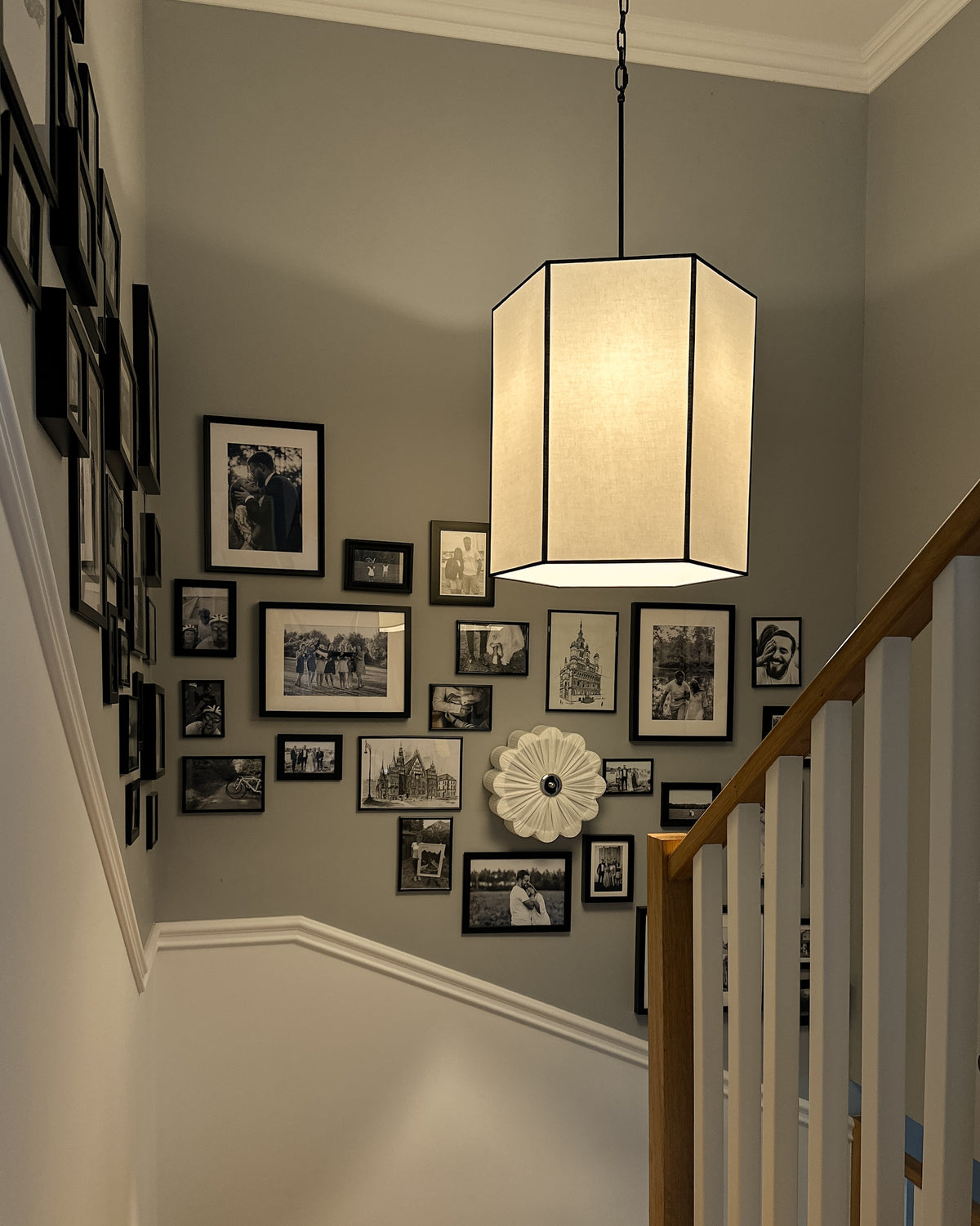 Lampa wisząca GABIA biało-czarny - 52 cm