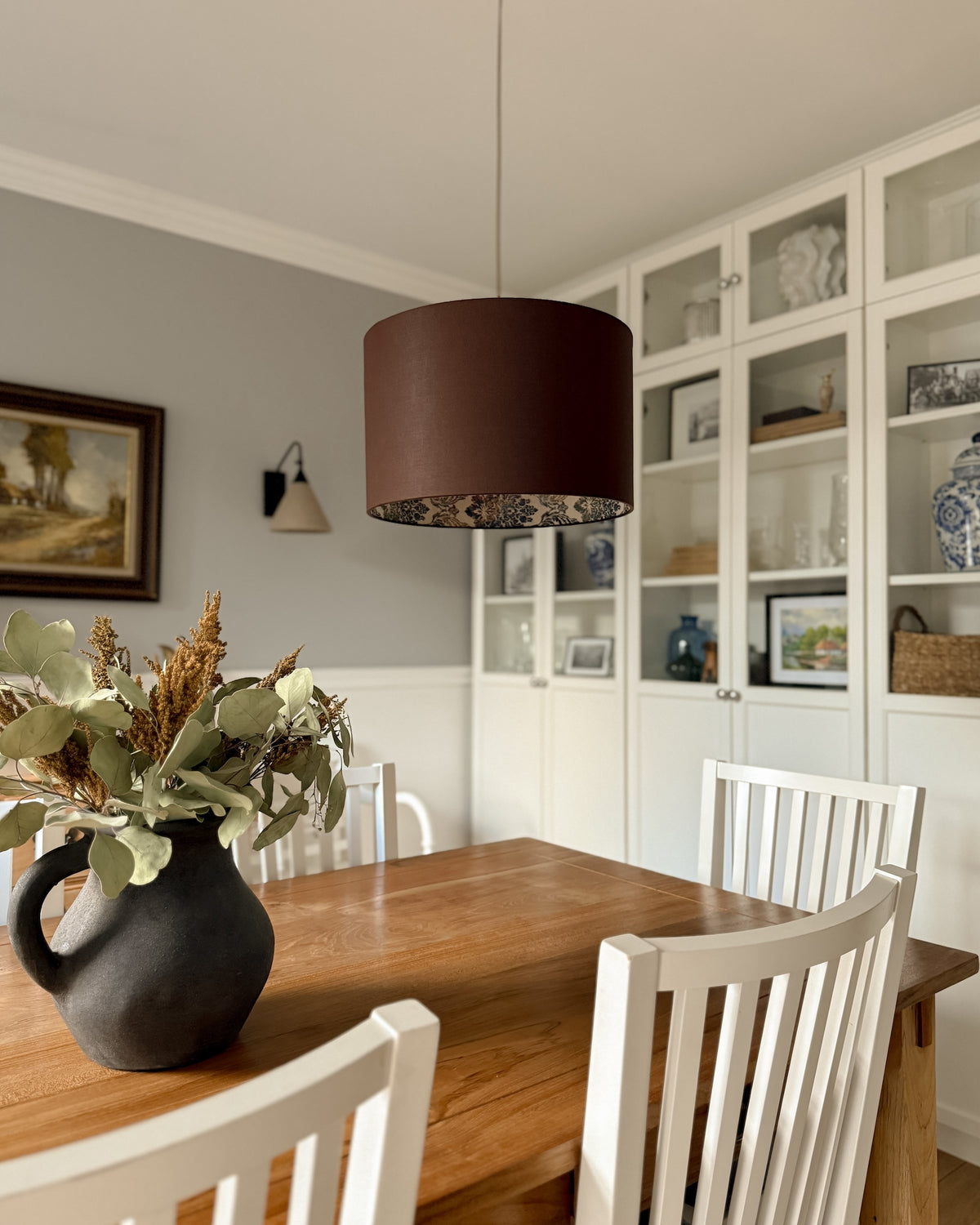 Farmhouse – lampa wisząca z ornamentowym żakardem wewnątrz abażura
