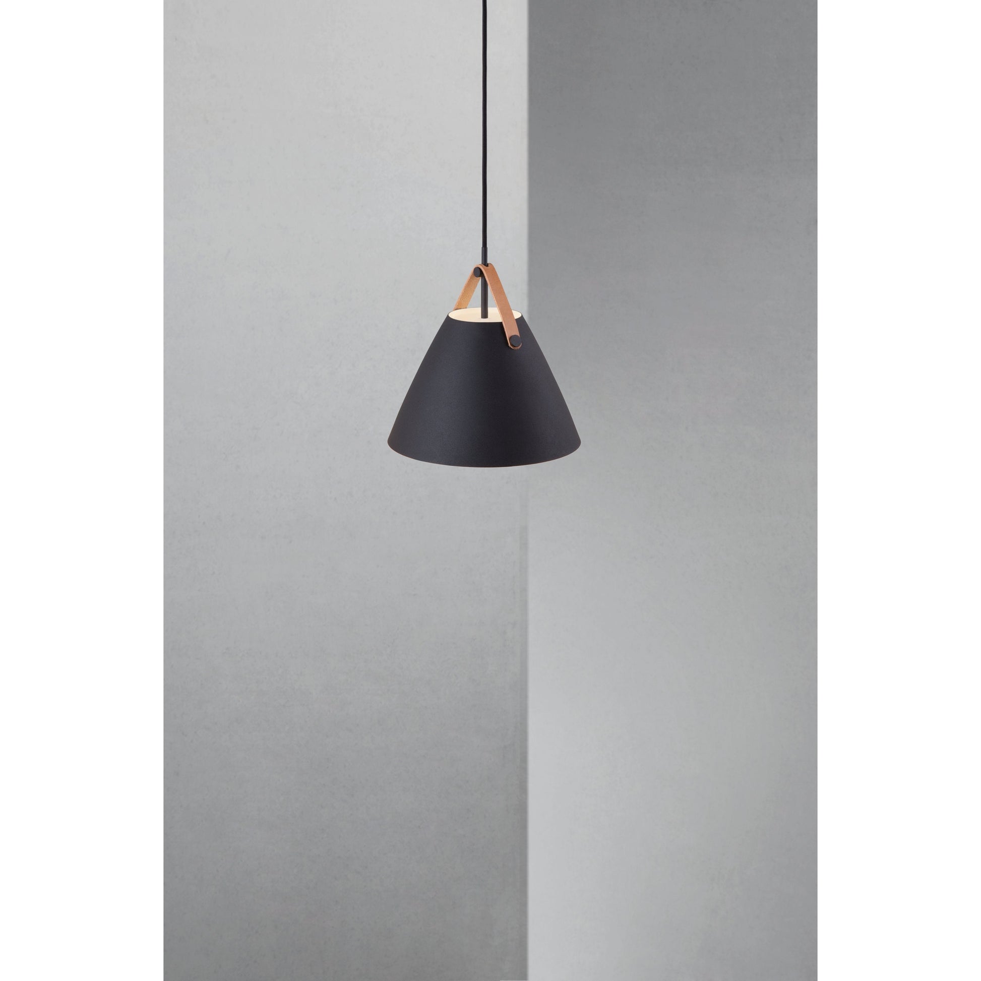 Strap 27 | Pendant | Black, Design For The People - ePlafoniera.pl