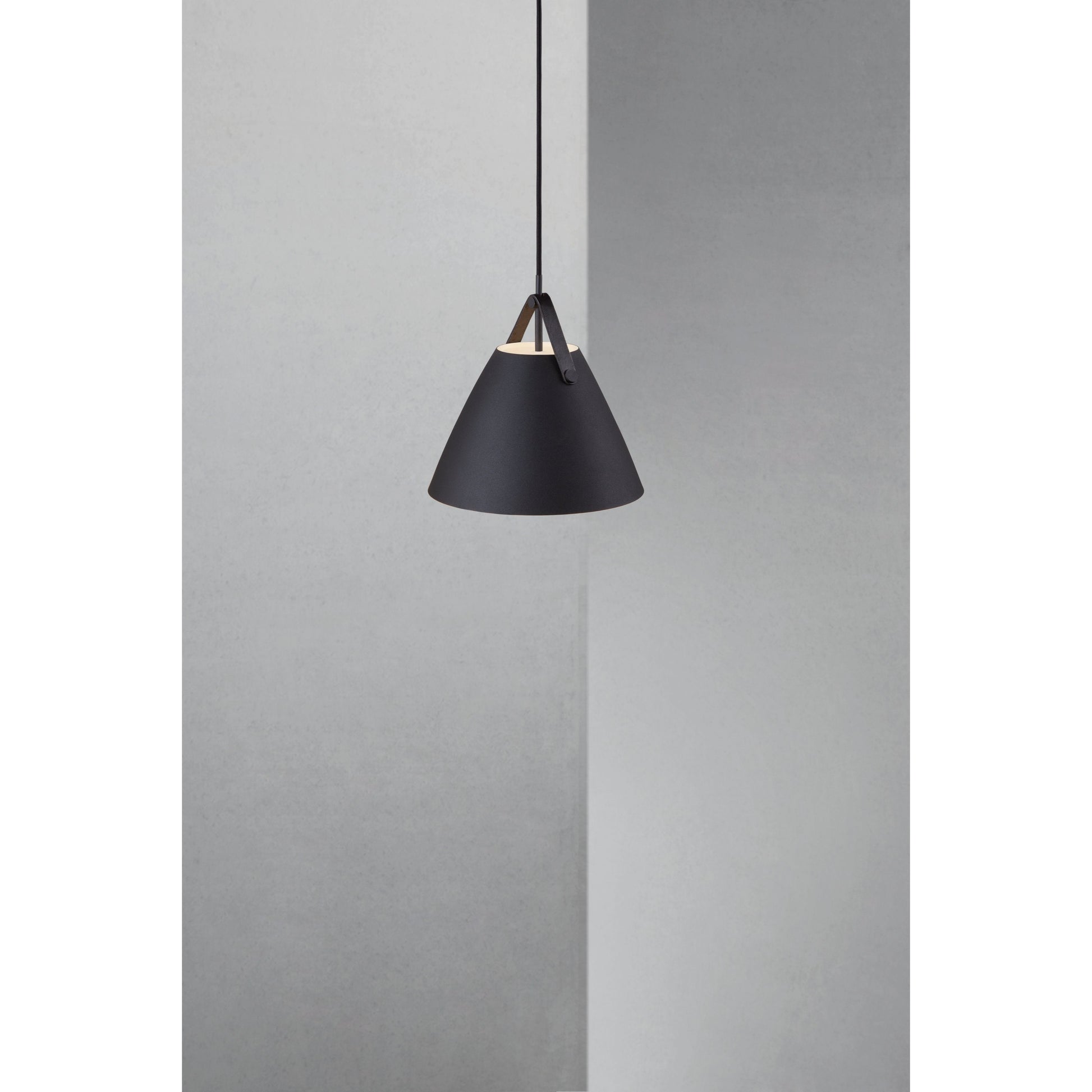 Strap 27 | Pendant | Black, Design For The People - ePlafoniera.pl