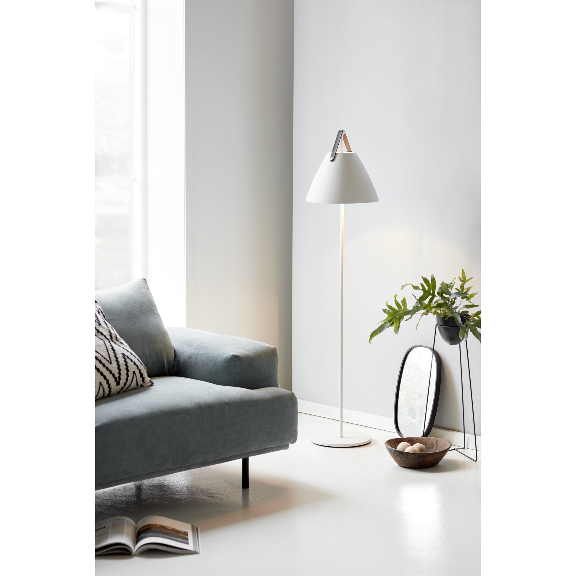 Strap | Floor Lamp | White, Design For The People - ePlafoniera