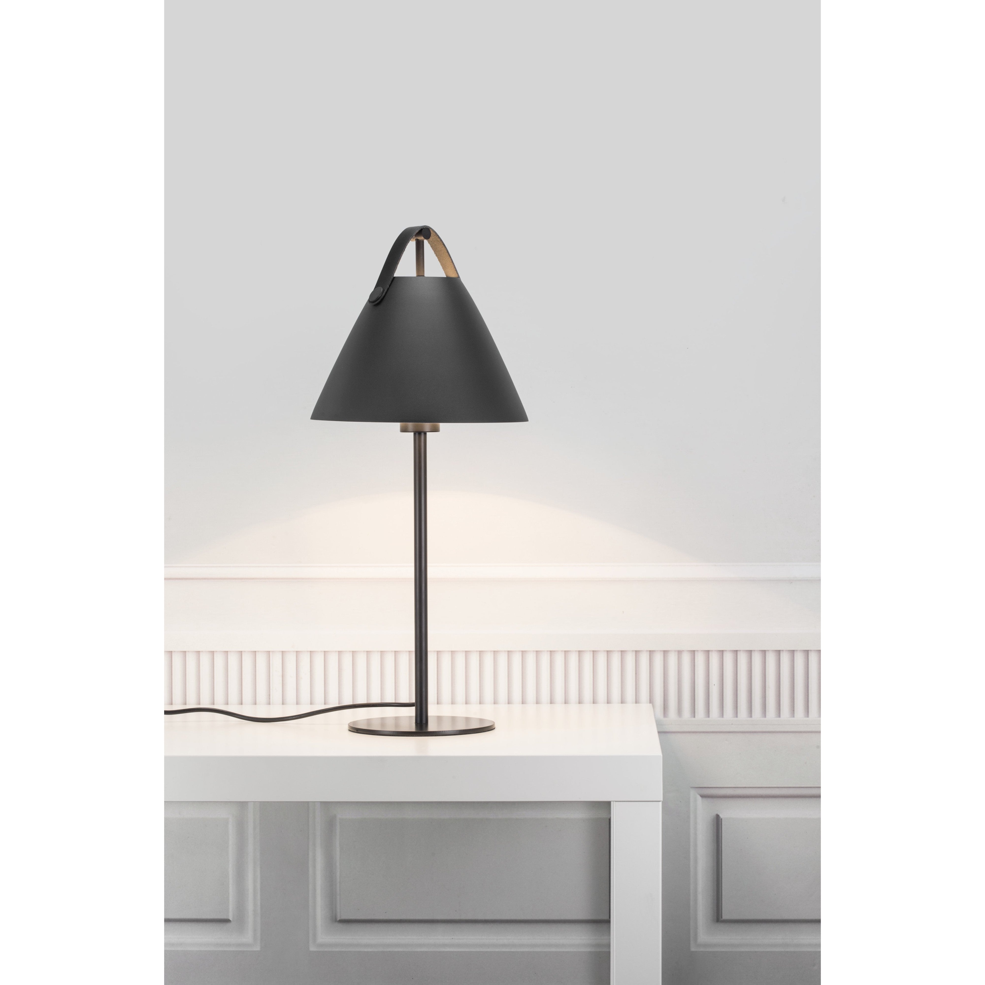 Strap | Table Lamp | Black, Design For The People - ePlafoniera.pl