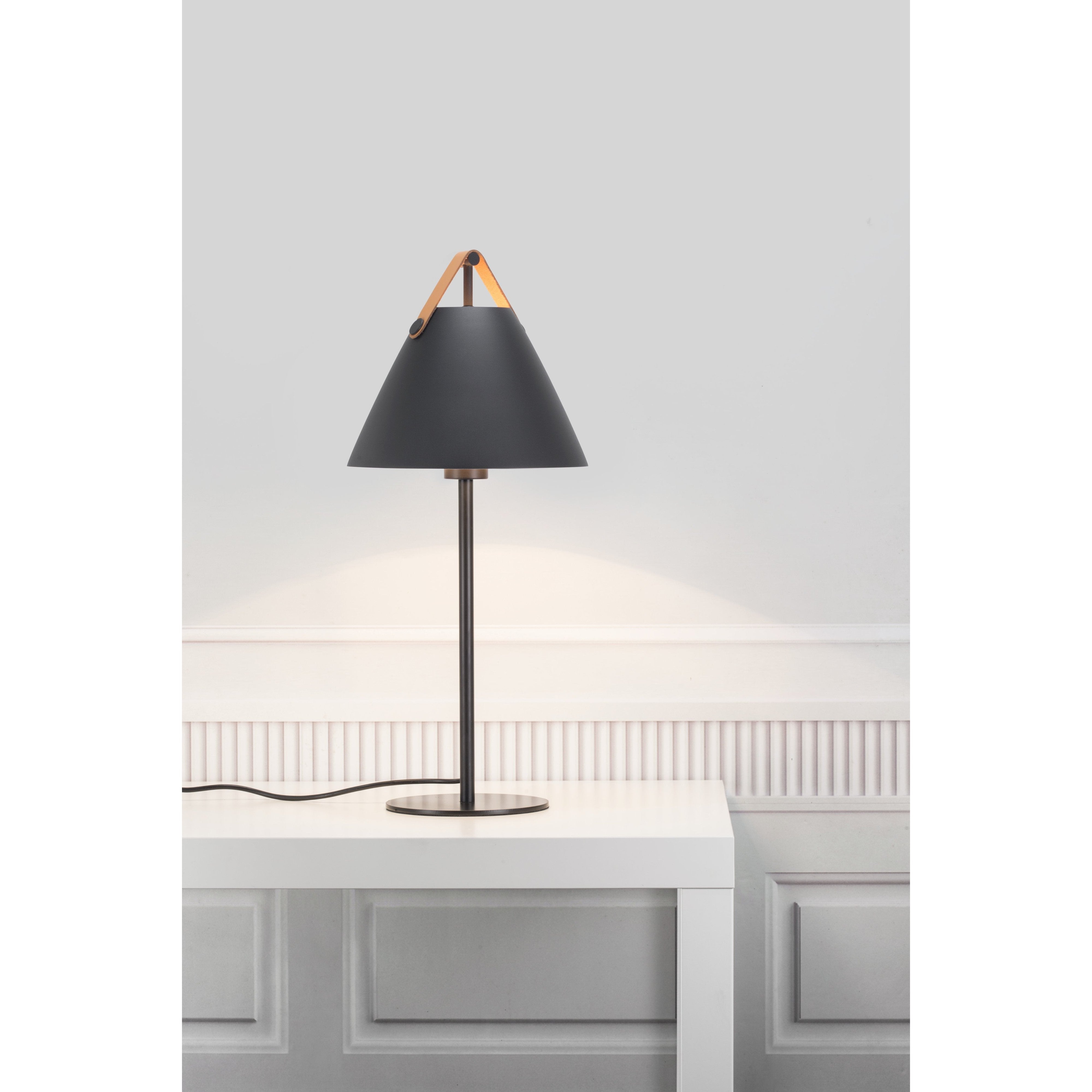 Strap | Table Lamp | Black, Design For The People - ePlafoniera.pl