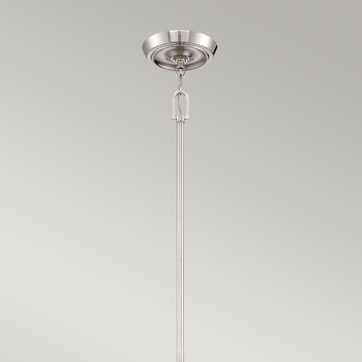 Szklana lampa wisząca Penn (szczotkowany nikiel) do jadalni / kuchni - Quoizel, 33cm (świecznik 3xE14)