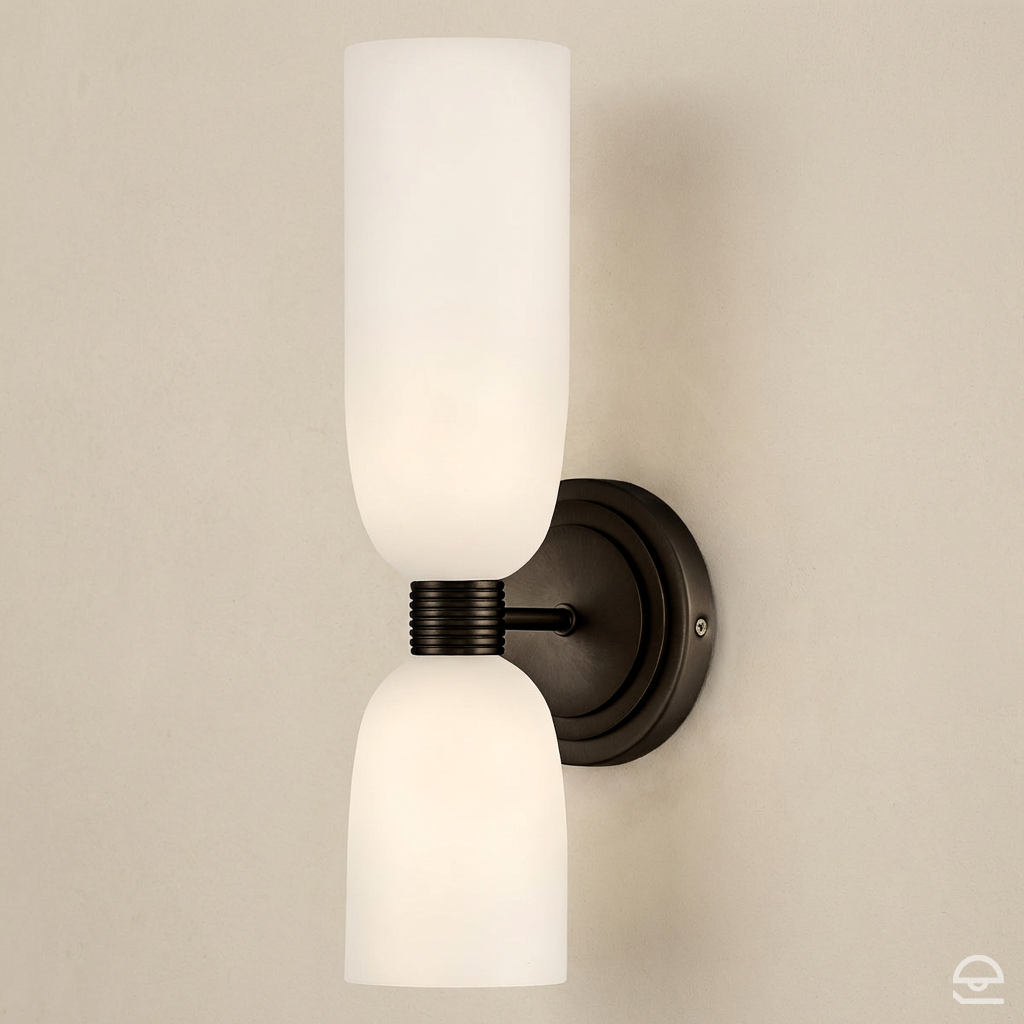 Tallulah – kinkiet z opalowym szkłem, oksydowana czerń