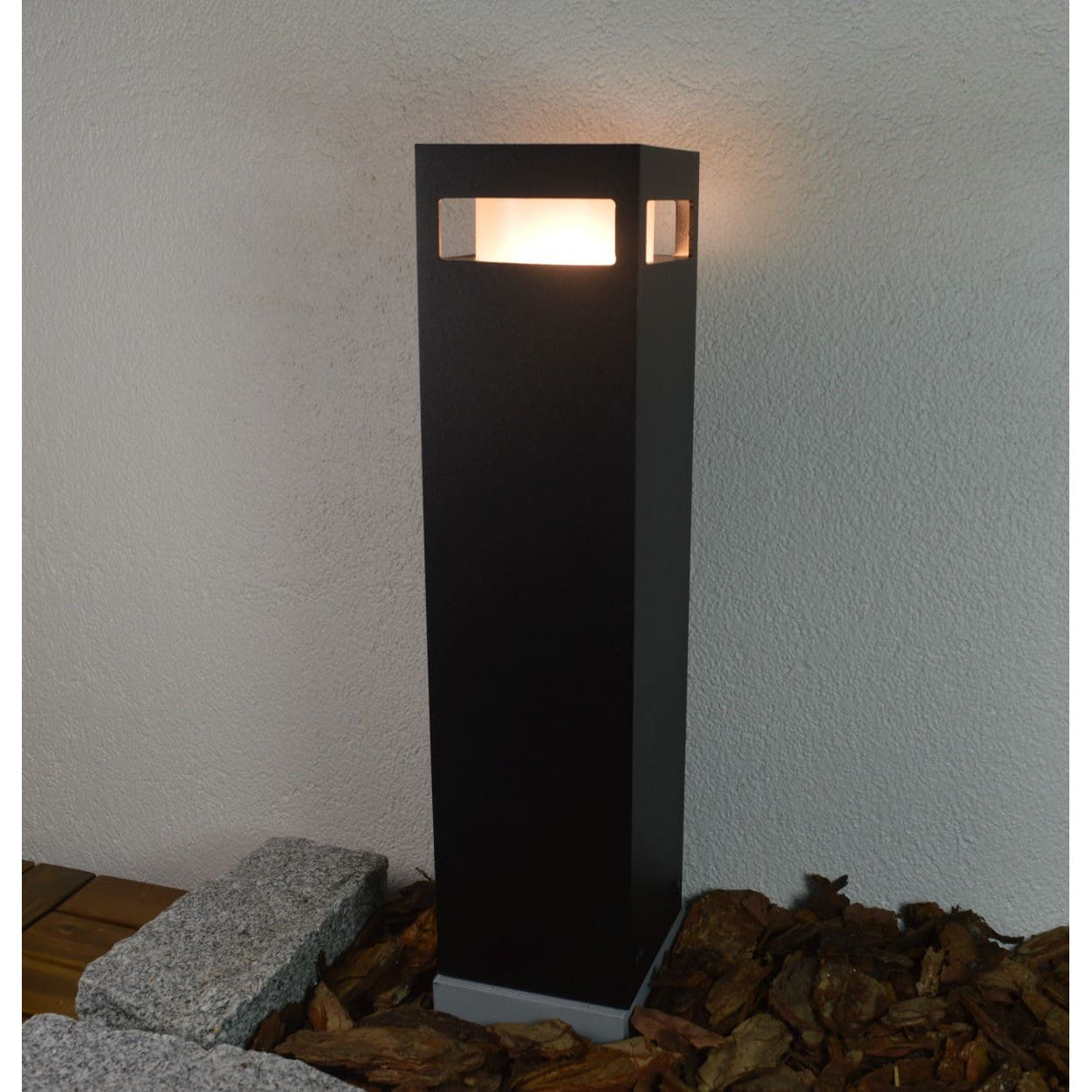 Zewnętrzna lampa ogrodowa stojąca - słupek 30/50/75cm (10x10cm, 1xE27) Radex (Volux)