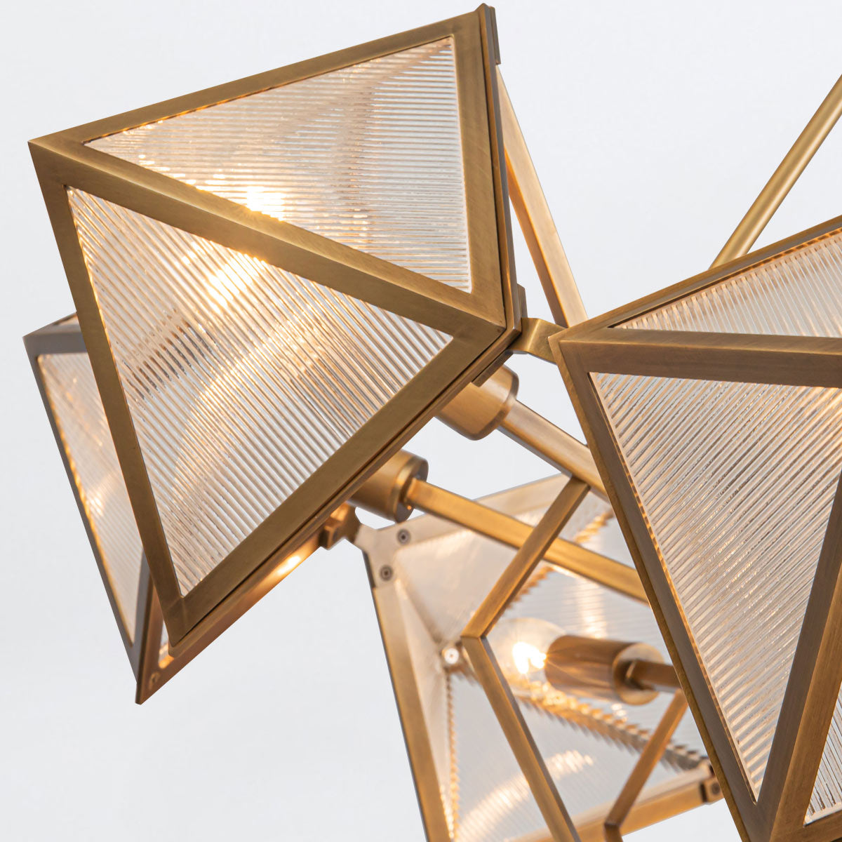 Żyrandol Cairo - 8 źródeł światła - Vintage mosiądz, Alora - ePlafoniera.pl