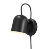 Angle Gu10 | Kinkiet nad lustro, lampka nocna z regulowanym kloszem i ładowarką USB |  Design For The People